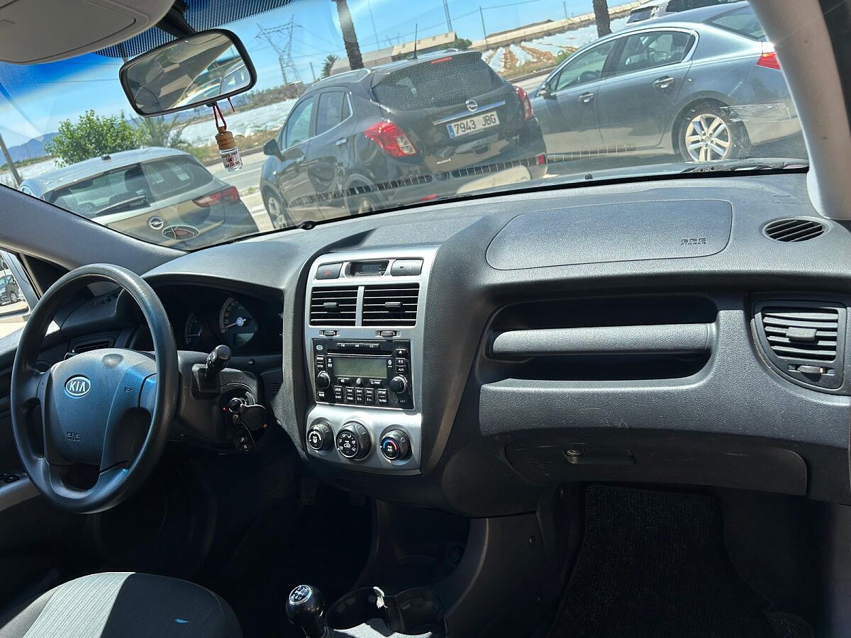KIA SPORTAGE ACTIVE 2.0 2WD SPANISH LHD IN SPAIN 81000 MILES SUPERB 2008